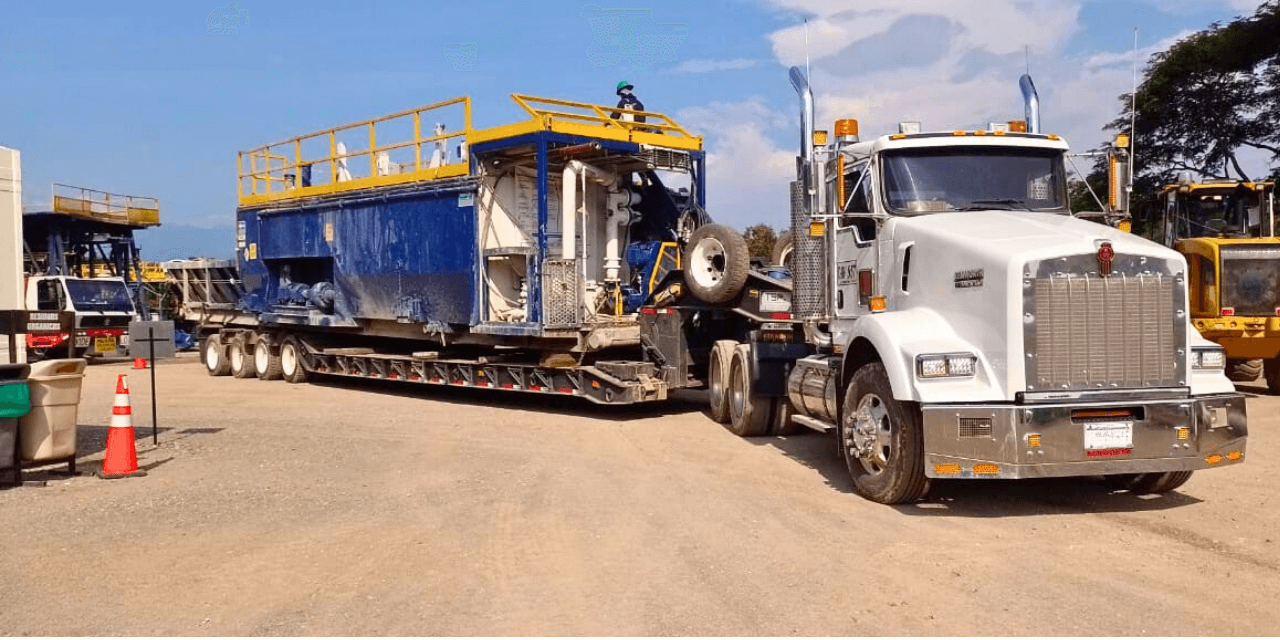 movilizacion-de-equipos-petroleros​-2
